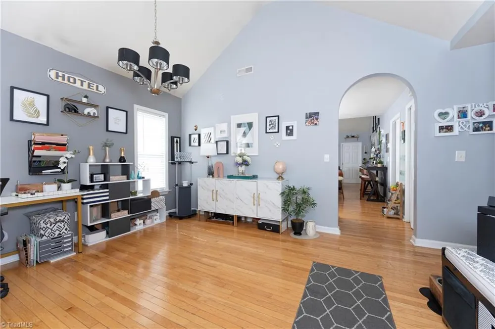 6648 Springfield Village Lane Clemmons, NC 27012