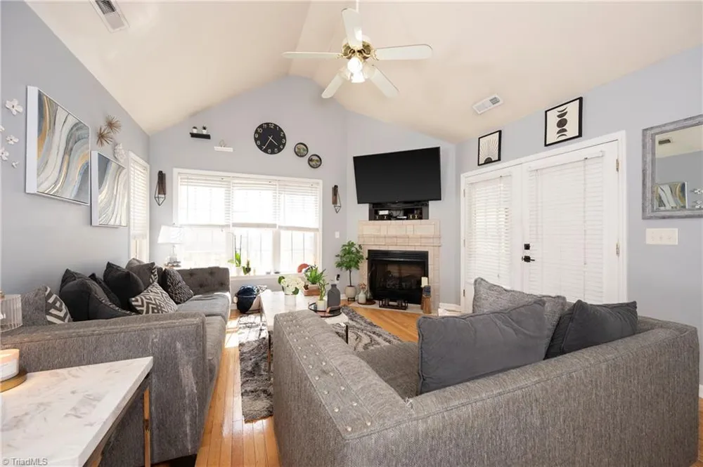 6648 Springfield Village Lane Clemmons, NC 27012