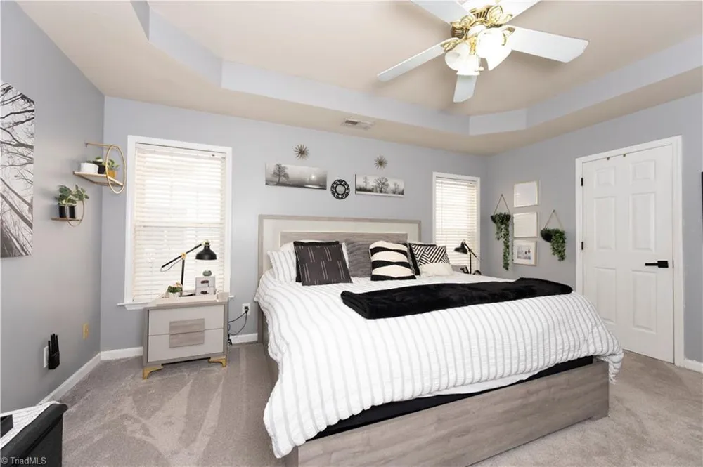 6648 Springfield Village Lane Clemmons, NC 27012