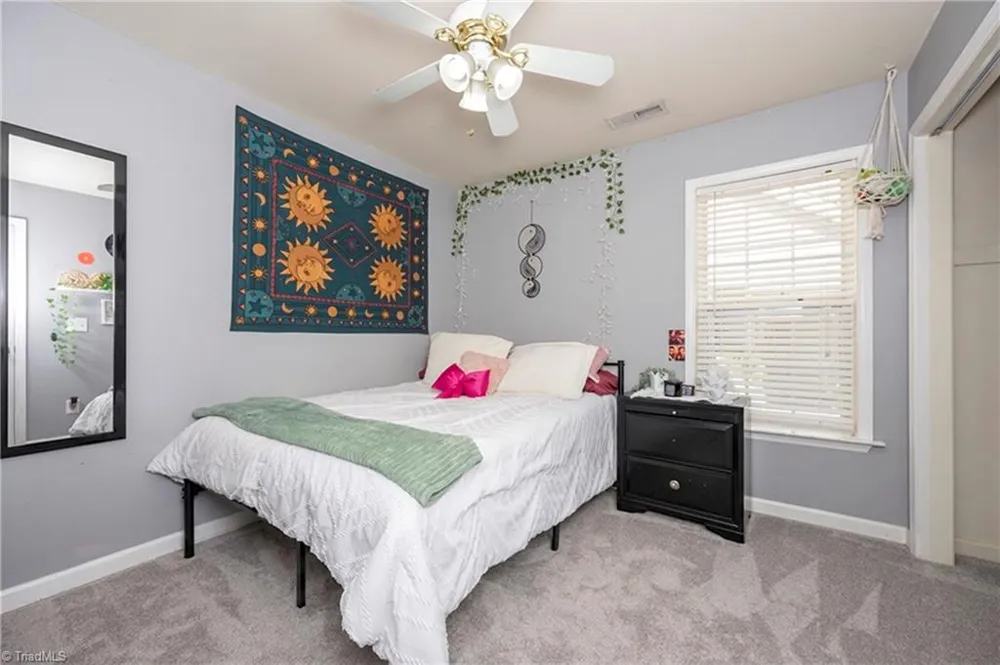 6648 Springfield Village Lane Clemmons, NC 27012