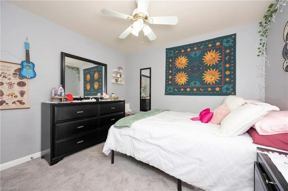 6648 Springfield Village Lane Clemmons, NC 27012