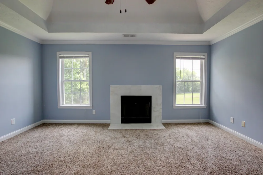 716 Cavalier Dr Clarksville, TN 37040