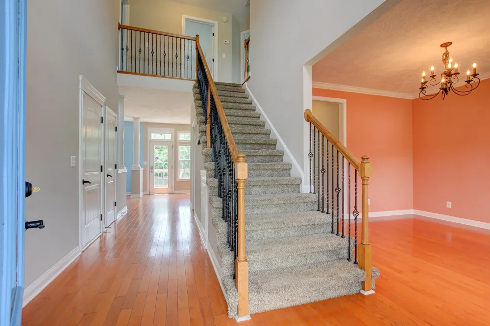 716 Cavalier Dr Clarksville, TN 37040