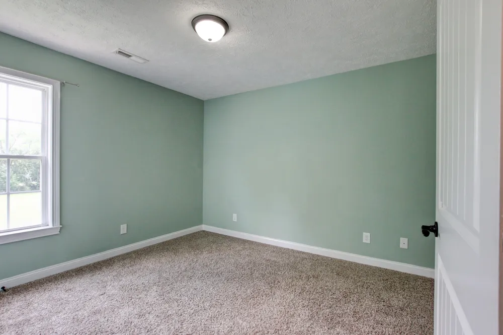 716 Cavalier Dr Clarksville, TN 37040