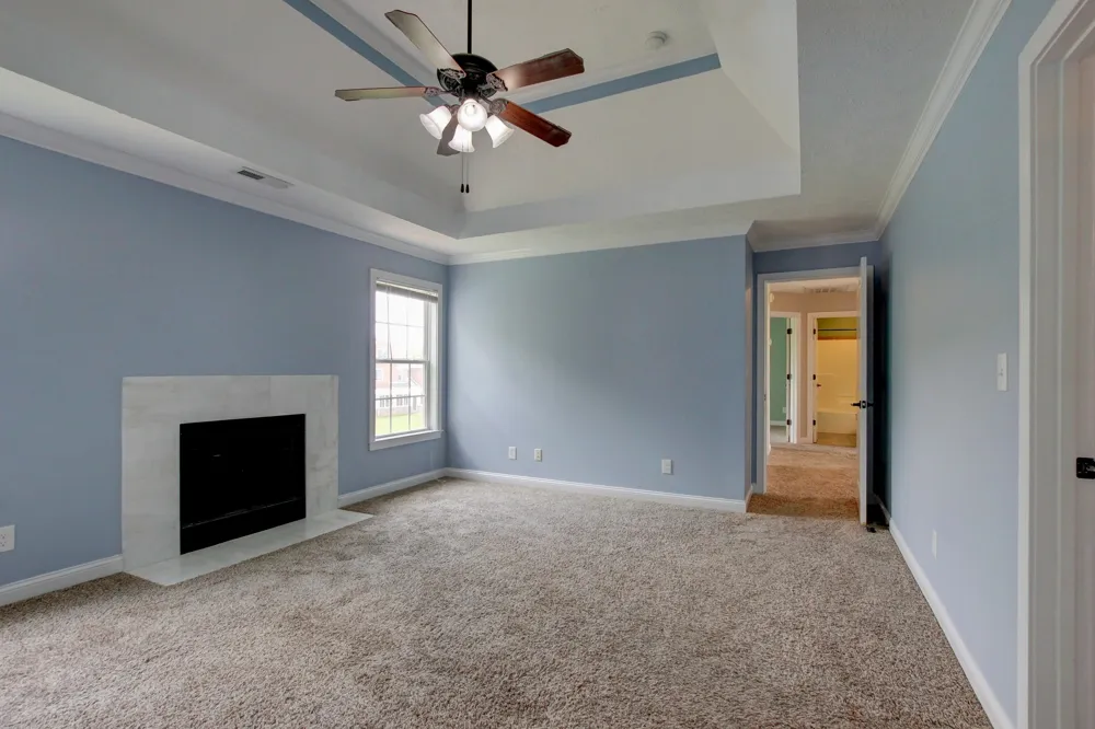 716 Cavalier Dr Clarksville, TN 37040