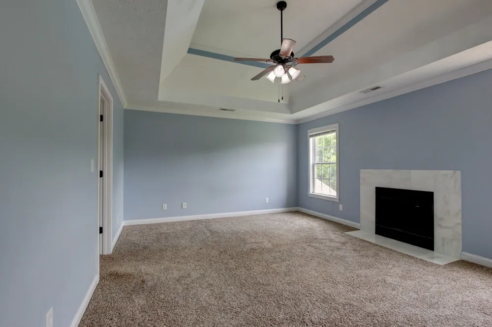 716 Cavalier Dr Clarksville, TN 37040