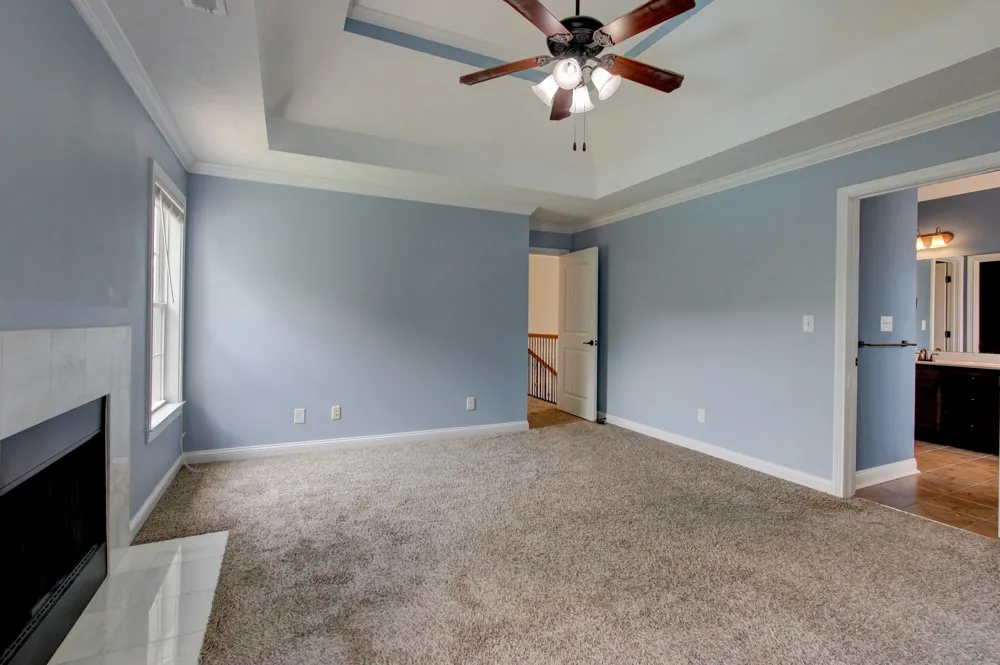 716 Cavalier Dr Clarksville, TN 37040