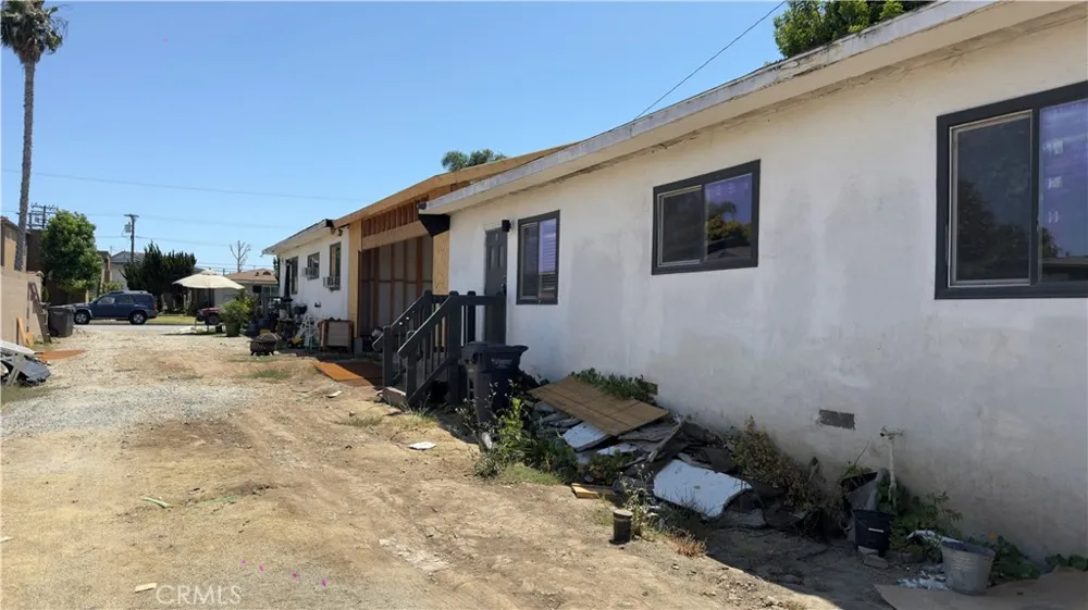 7921 Ronald Drive Huntington Beach, CA 92647