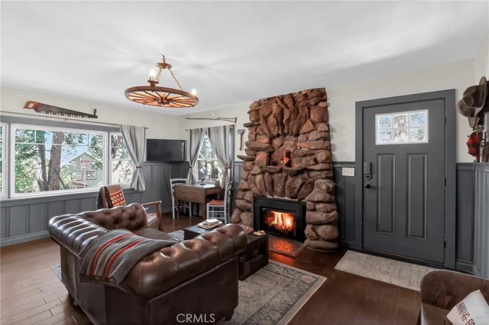 2775 View Running Springs, CA 92382