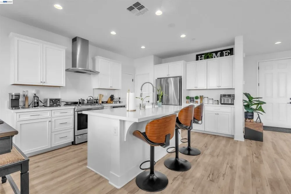 542 Datura Dr Vacaville, CA 95687