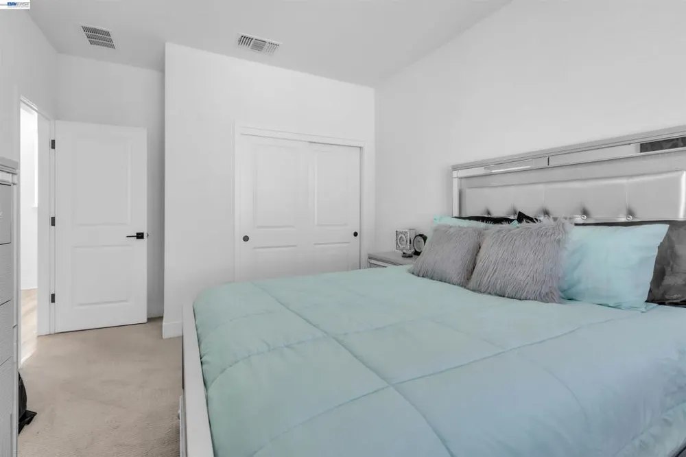542 Datura Dr Vacaville, CA 95687