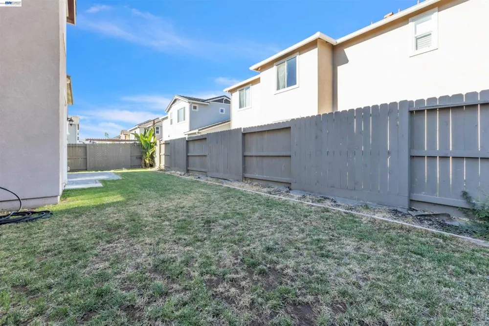 542 Datura Dr Vacaville, CA 95687