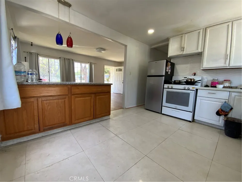 6350 Myrtle Avenue Long Beach, CA 90805