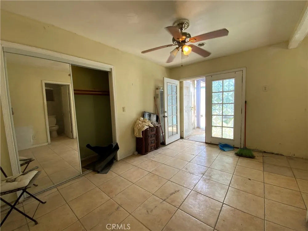 6350 Myrtle Avenue Long Beach, CA 90805