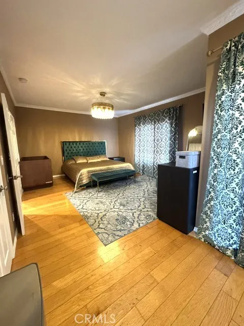 6828 Laurel Canyon Boulevard #211 North Hollywood, CA 91605