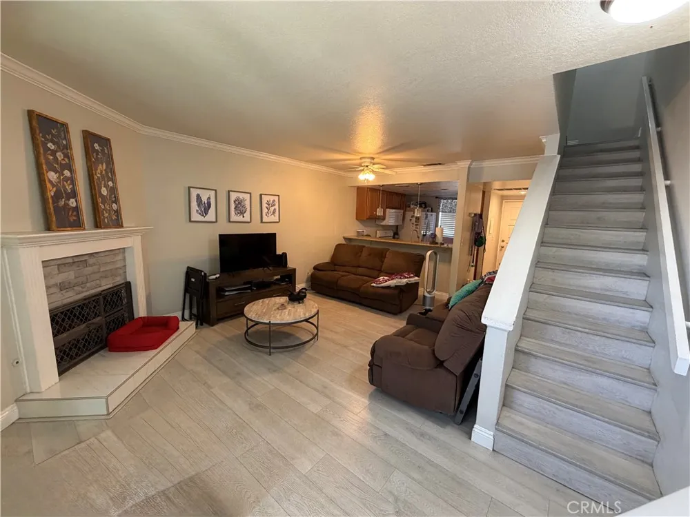 630 Sycamore Claremont, CA 91711