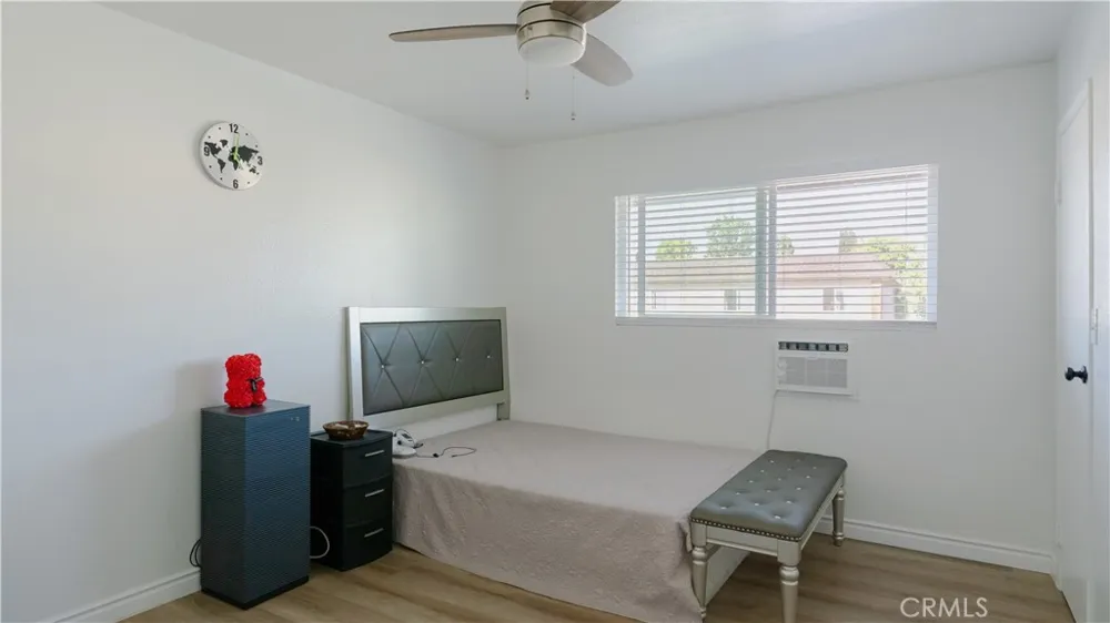 521 S Lyon #11 Santa Ana, CA 92701