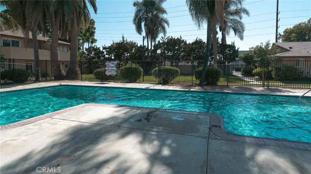 521 S Lyon #11 Santa Ana, CA 92701