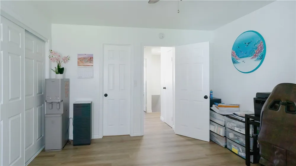 521 S Lyon #11 Santa Ana, CA 92701