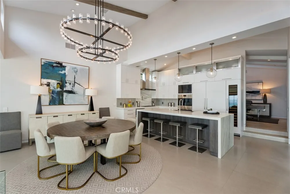 848 Hillcrest Drive Laguna Beach, CA 92651