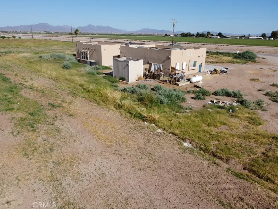 9270 4th Avenue Blythe, CA 92225