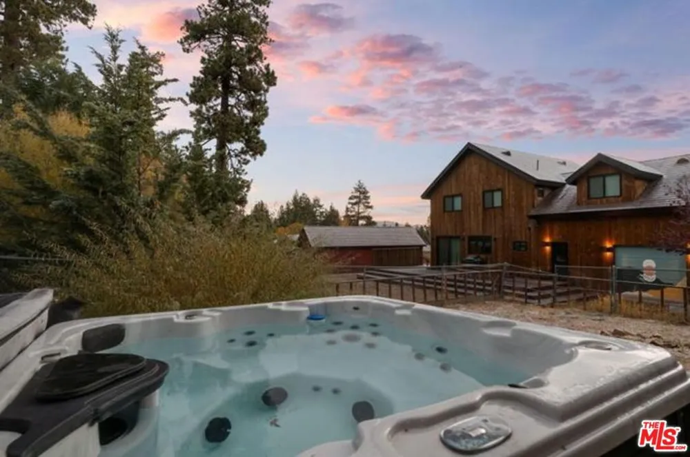 993 Cameron Drive Big Bear, CA 92315