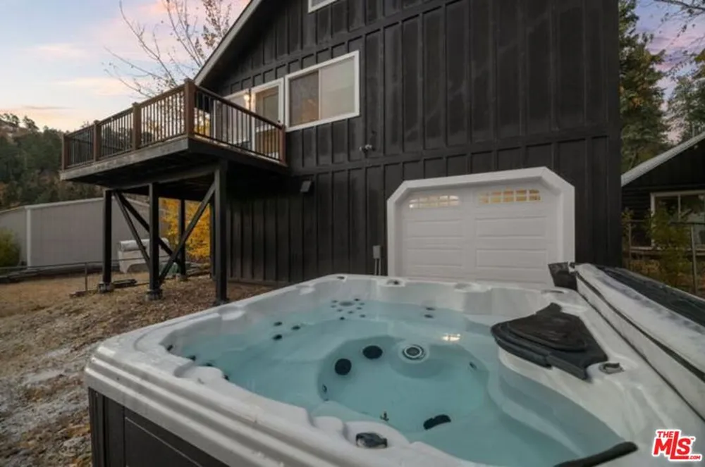993 Cameron Drive Big Bear, CA 92315