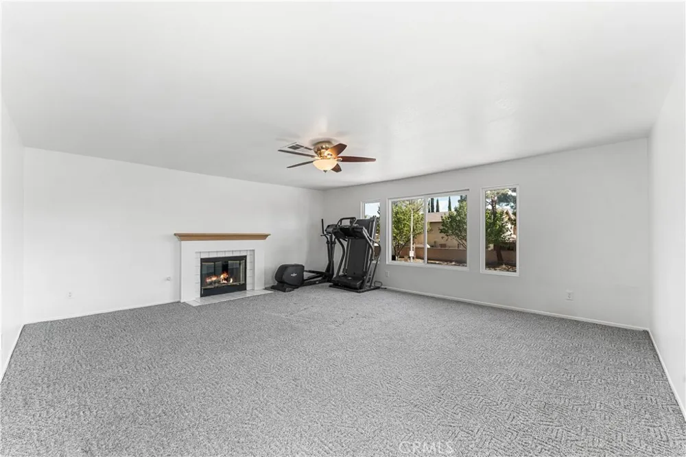 3309 Fairfield Avenue Palmdale, CA 93550