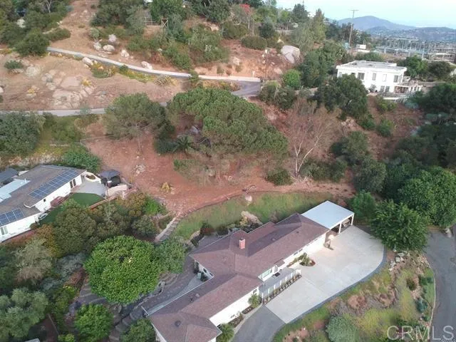 9542 E Ridgecrest Drive E La Mesa, CA 91941