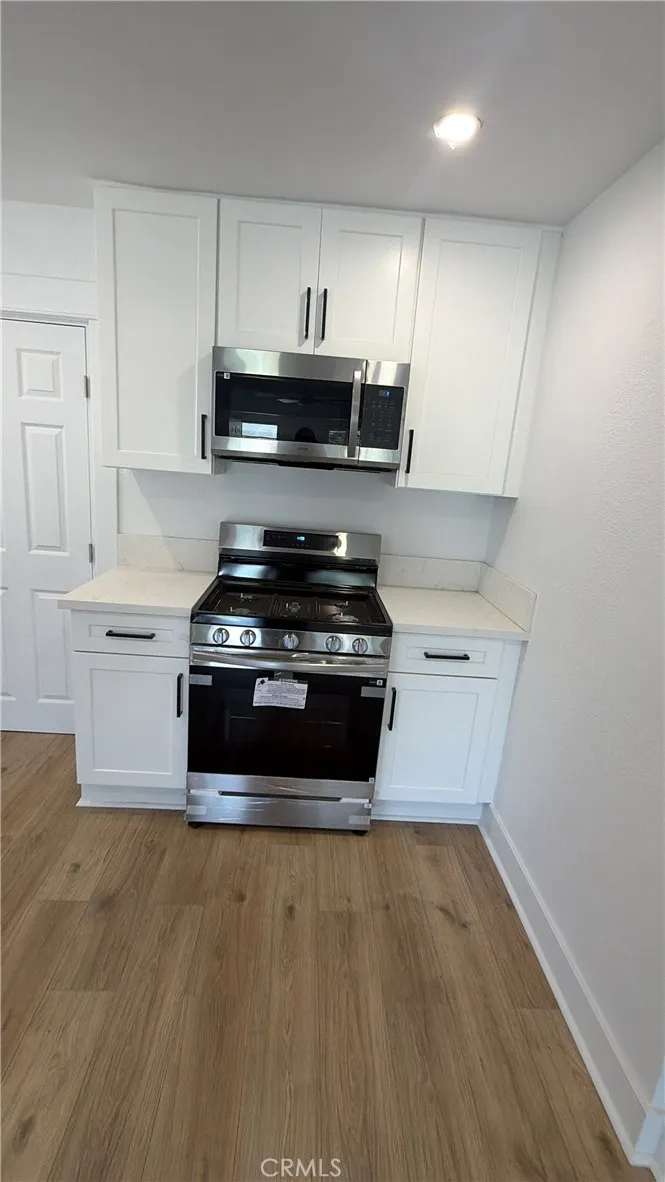 4508 7th Los Angeles, CA 90043