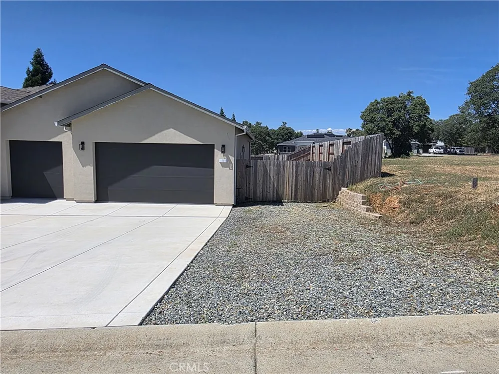 1 Stepping Stone Ct Oroville, CA 95966