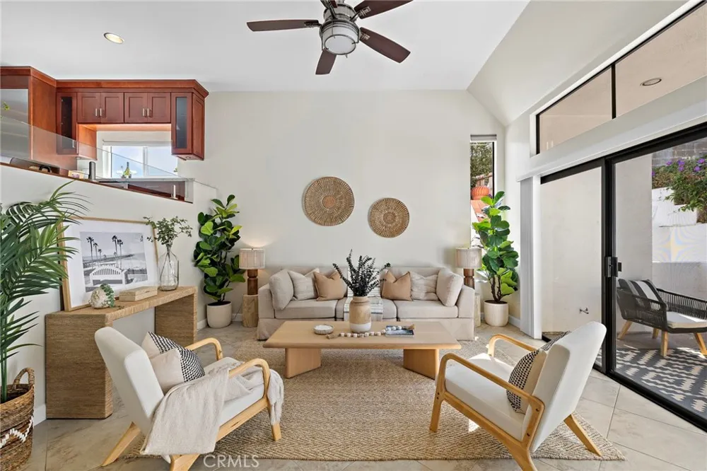 320 Cazador #5 San Clemente, CA 92672