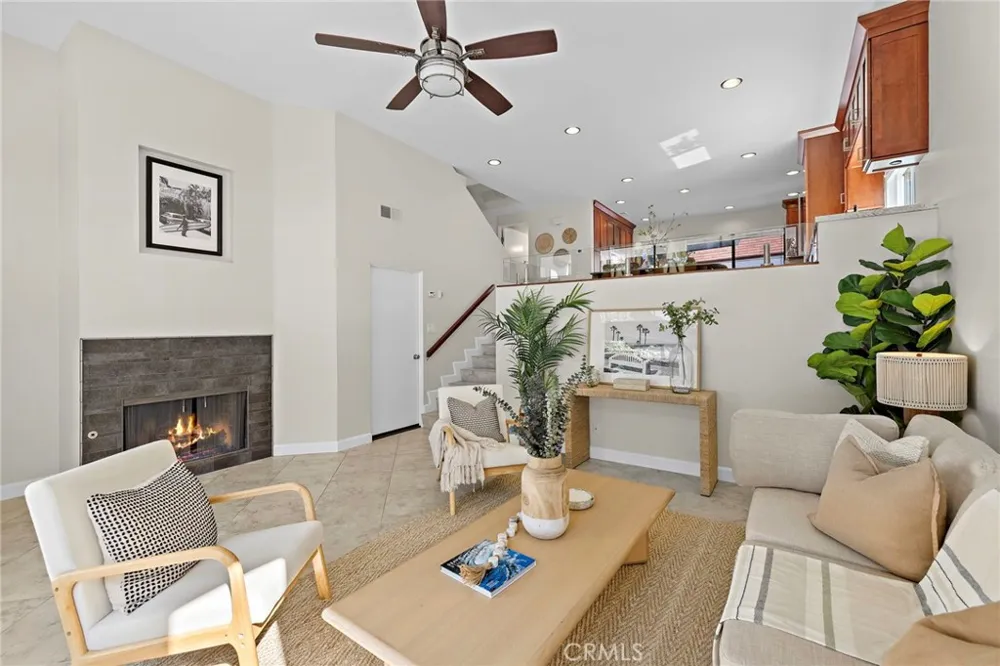 320 Cazador #5 San Clemente, CA 92672