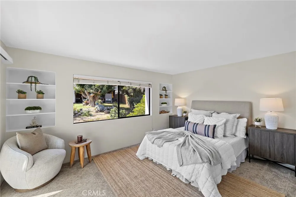 320 Cazador #5 San Clemente, CA 92672