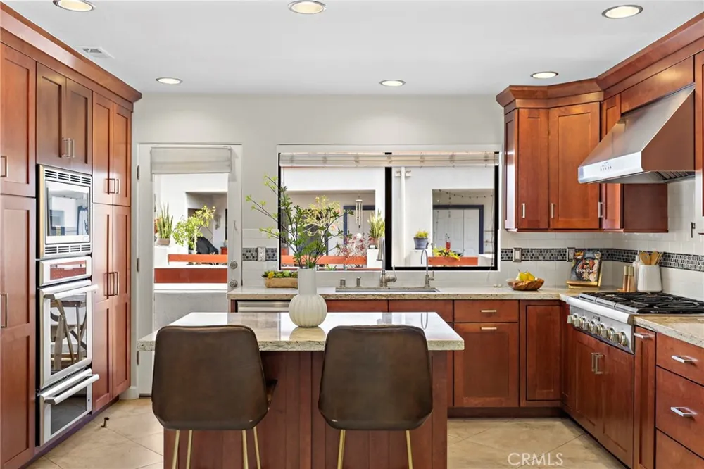 320 Cazador #5 San Clemente, CA 92672