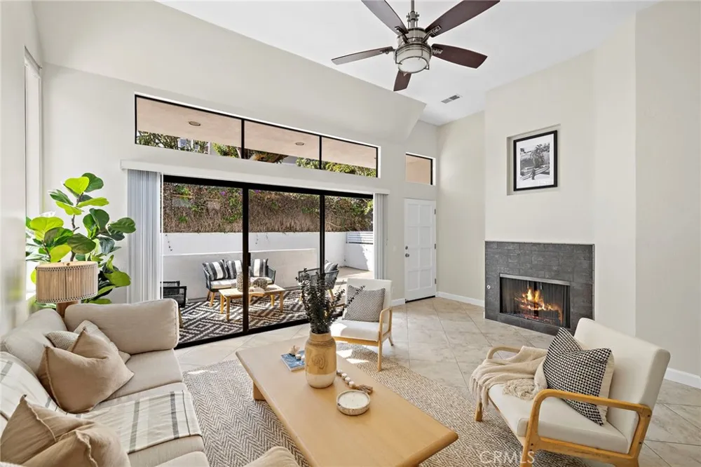 320 Cazador #5 San Clemente, CA 92672