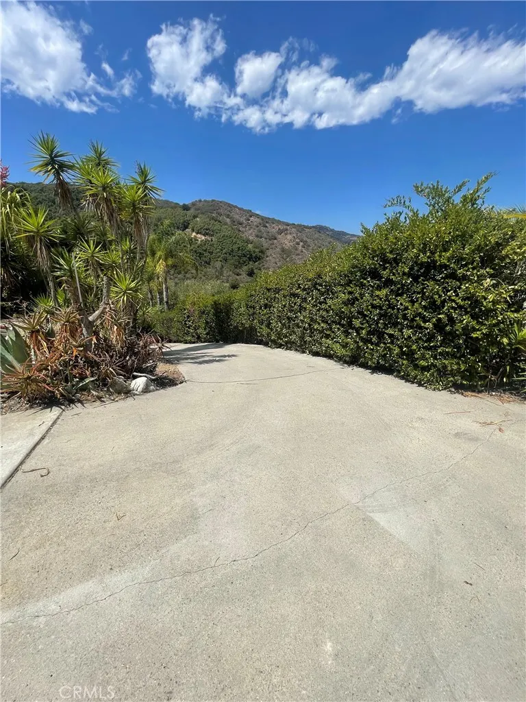 1361 De Luz Road Fallbrook, CA 92028