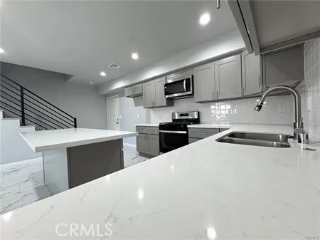15616 Amar Road #D La Puente, CA 91744