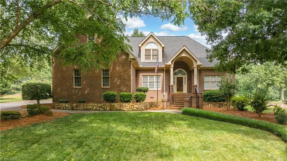 661 Nassau Trail Asheboro, NC 27205