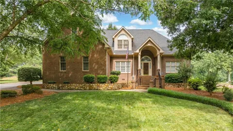 661 Nassau Trail
