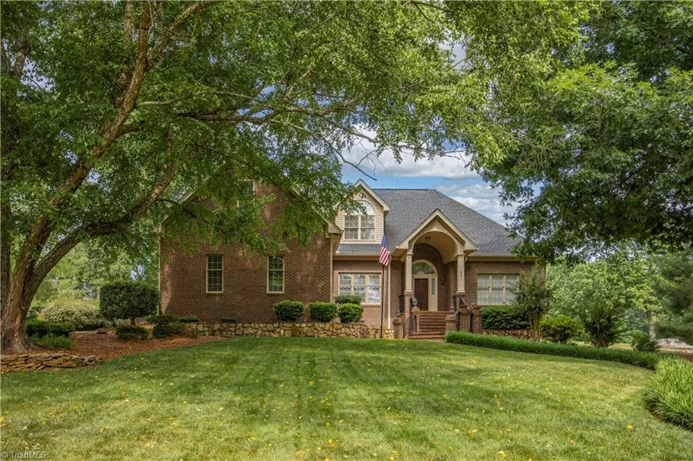 661 Nassau Trail Asheboro, NC 27205