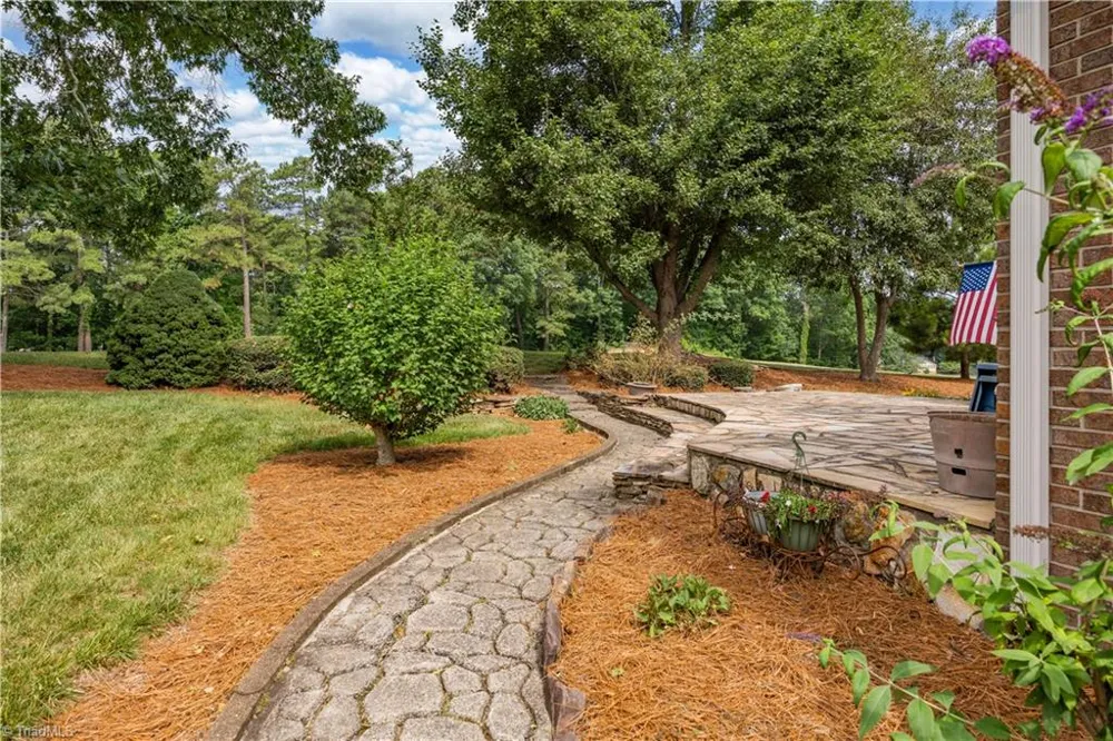 661 Nassau Trail Asheboro, NC 27205