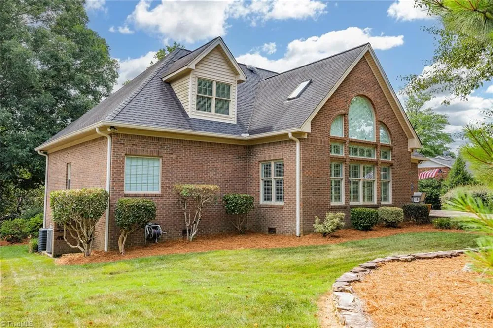 661 Nassau Trail Asheboro, NC 27205