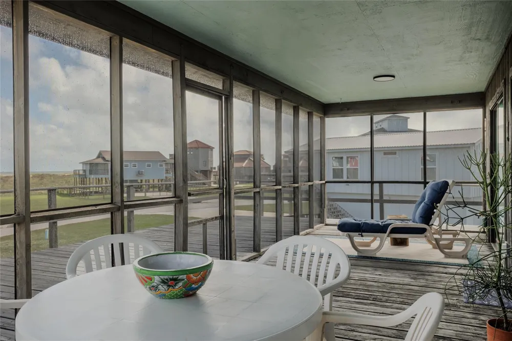 352 Driftwood Drive Matagorda, TX 77457