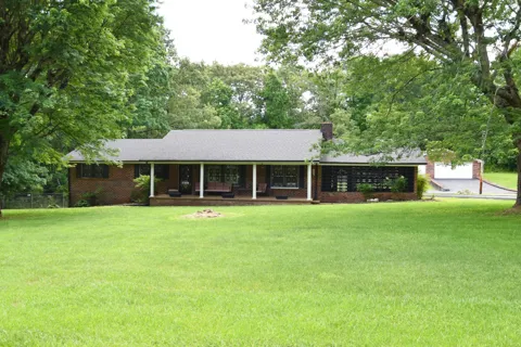 450 Main St