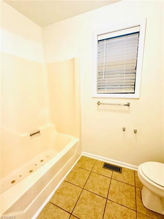 2101 Aspen Way Winston-Salem, NC 27106
