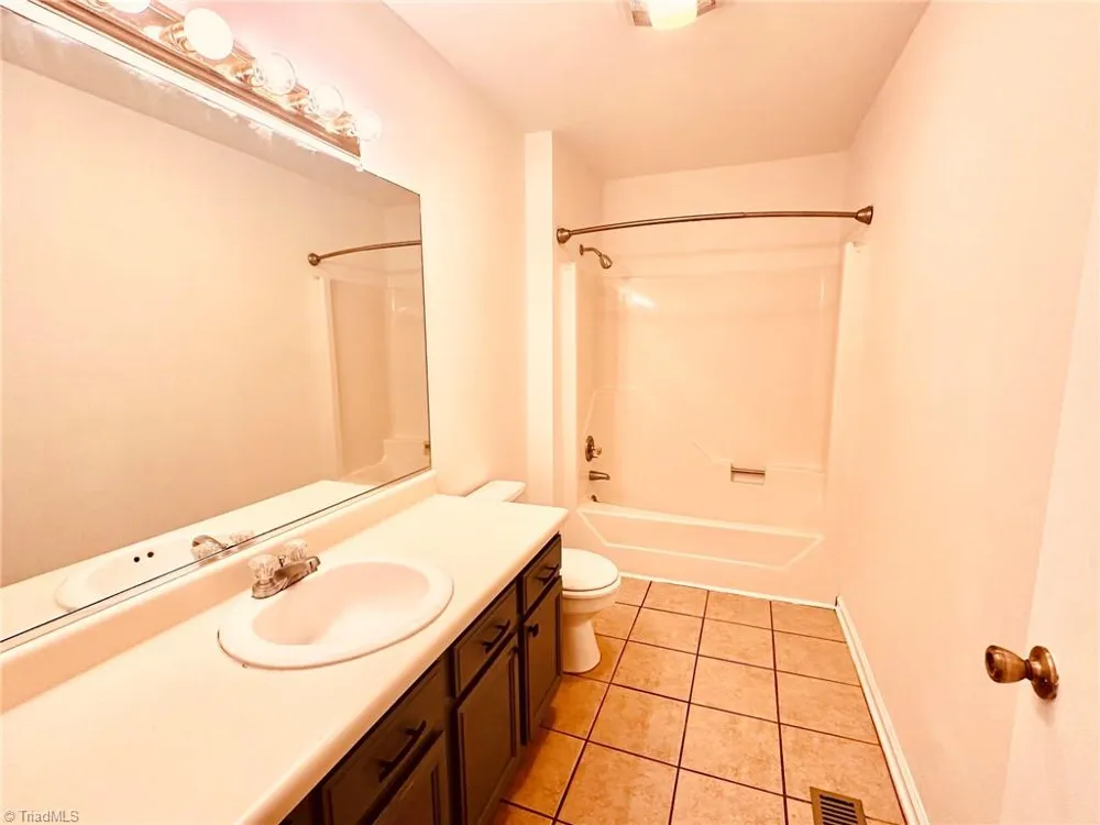 2101 Aspen Way Winston-Salem, NC 27106