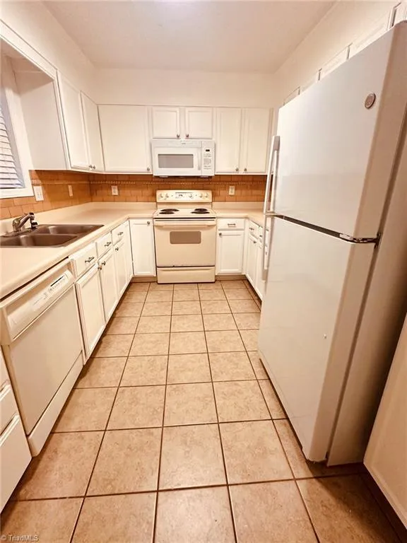 2101 Aspen Way Winston-Salem, NC 27106
