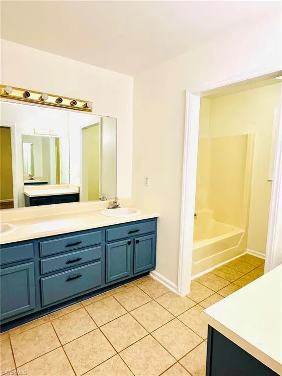 2101 Aspen Way Winston-Salem, NC 27106