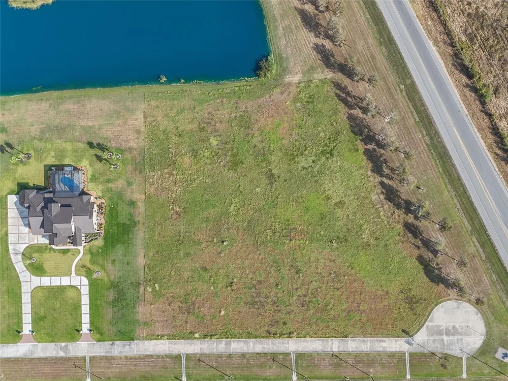 Crystal Lane El Campo, TX 77437
